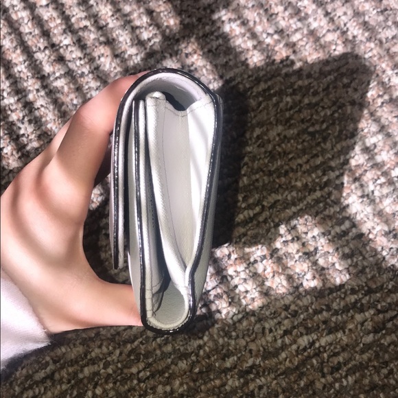 Authentic Kate Spade wallet🌺 - Picture 6 of 6